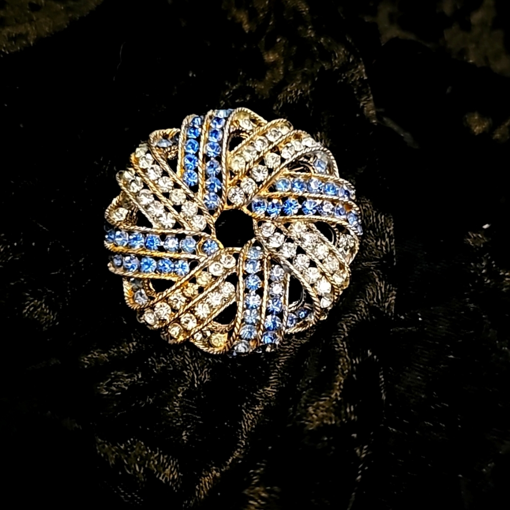 WEISS Brooche 2 inches long and across light and dark blue stones&
